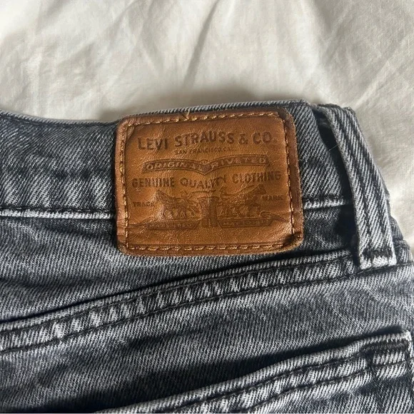 Levi’s Women’s Wedgie Jeans Worn Black Size 24 - Picture 6 of 12